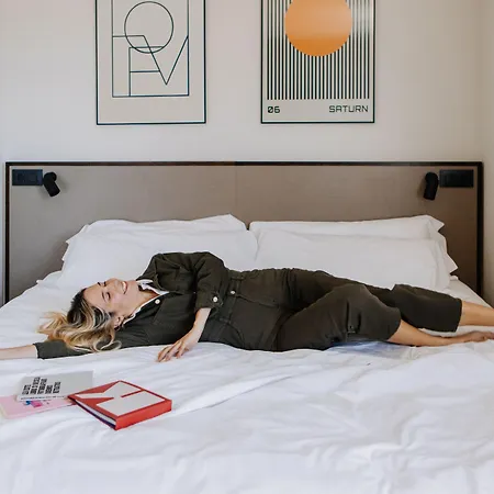 Kramer Hotel